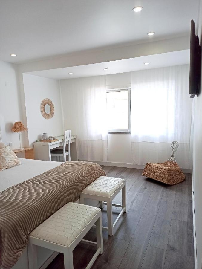 Supertubos House Peniche Bed & Breakfast Атогия да Балея Екстериор снимка